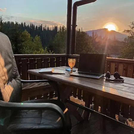 Магічні Гори Guest house Slavske